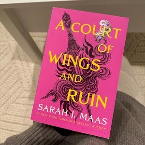 A Court of Wings and Ruin — Sarah J Maas